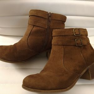 Women's boots